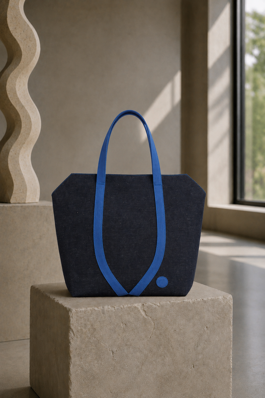 The Indigo and Grey O Bag in Cotton and Hemp - Atelier Collection